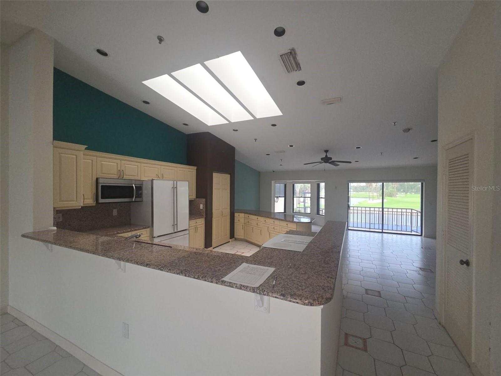 2321 Harbour Oaks Dr Property Photo 9