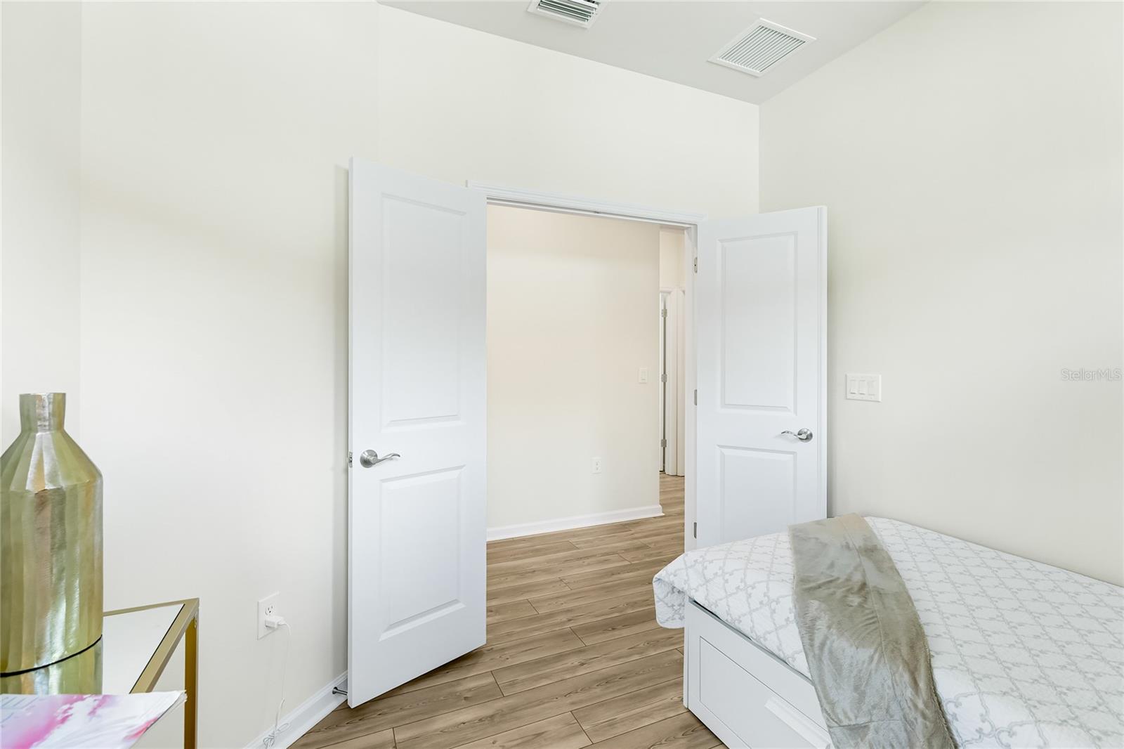 6323 Crested Eagle Ln Property Photo 9