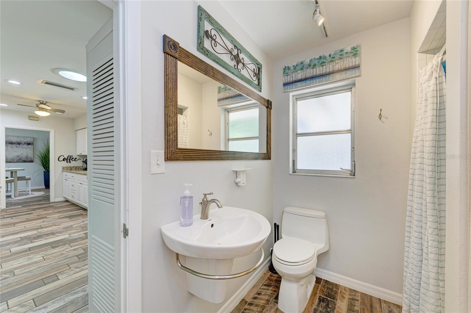 1214 21st St W Property Photo 16