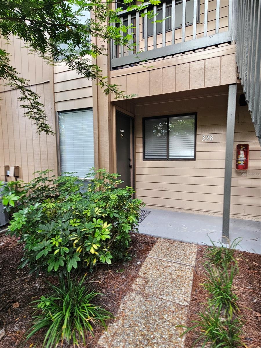 1720 Glenhouse Dr #328 Property Photo 1