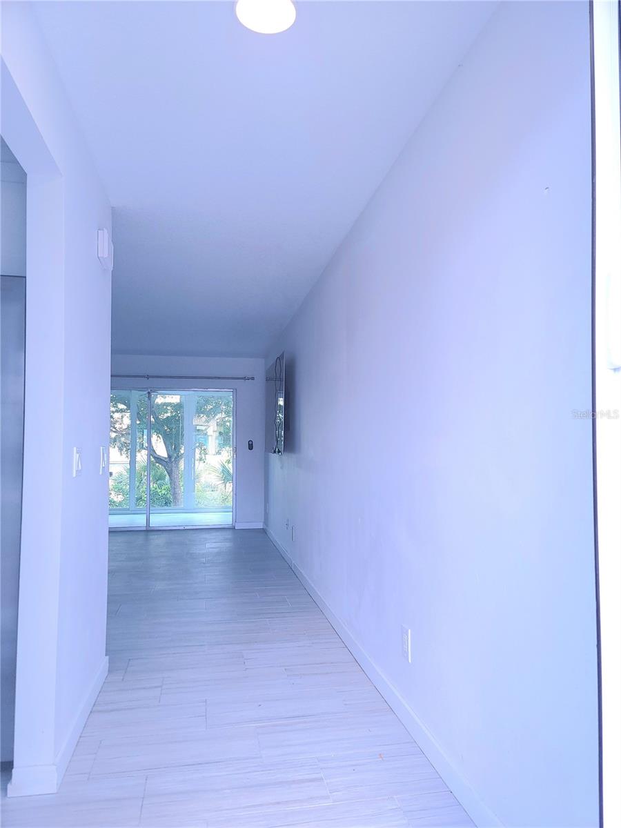 2801 Magdalina Dr #1a Property Photo 13