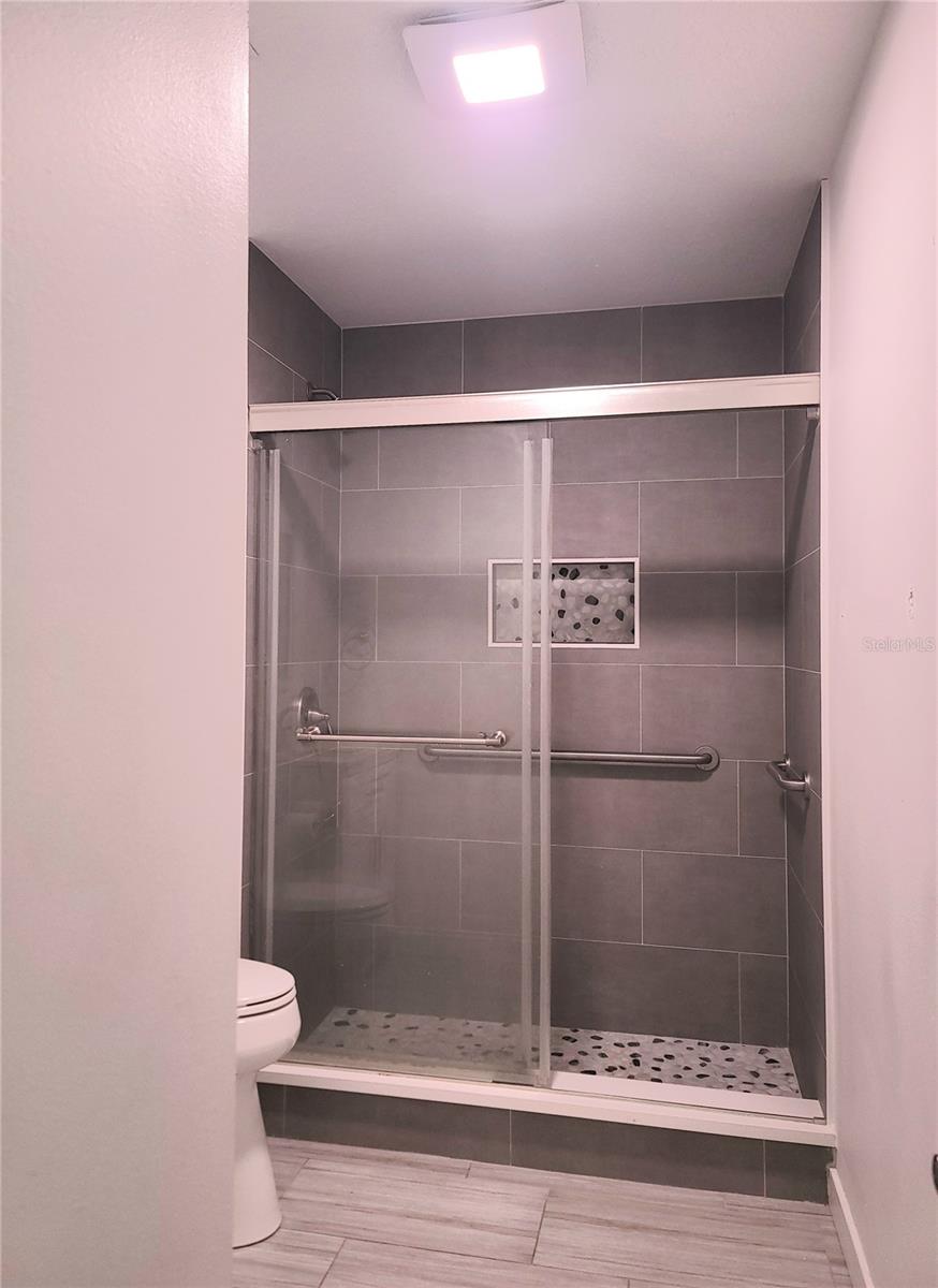 2801 Magdalina Dr #1a Property Photo 28