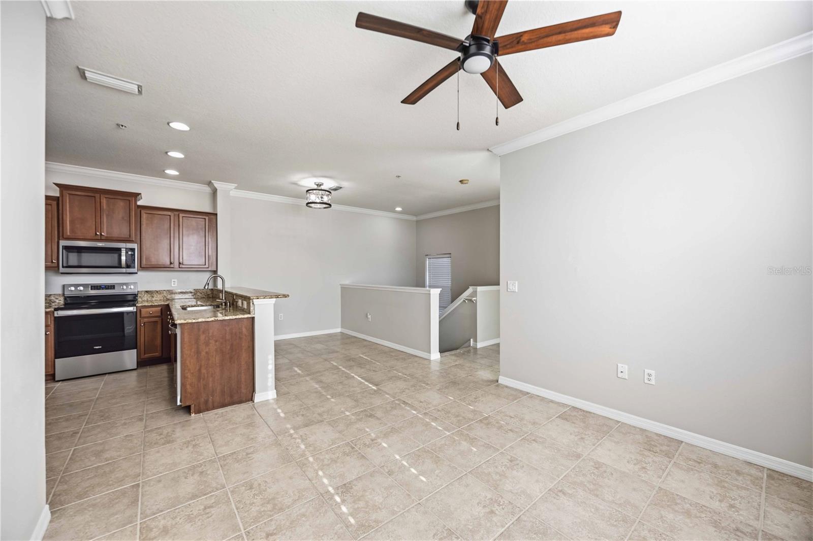 7927 Limestone Ln #13-203 Property Photo 7