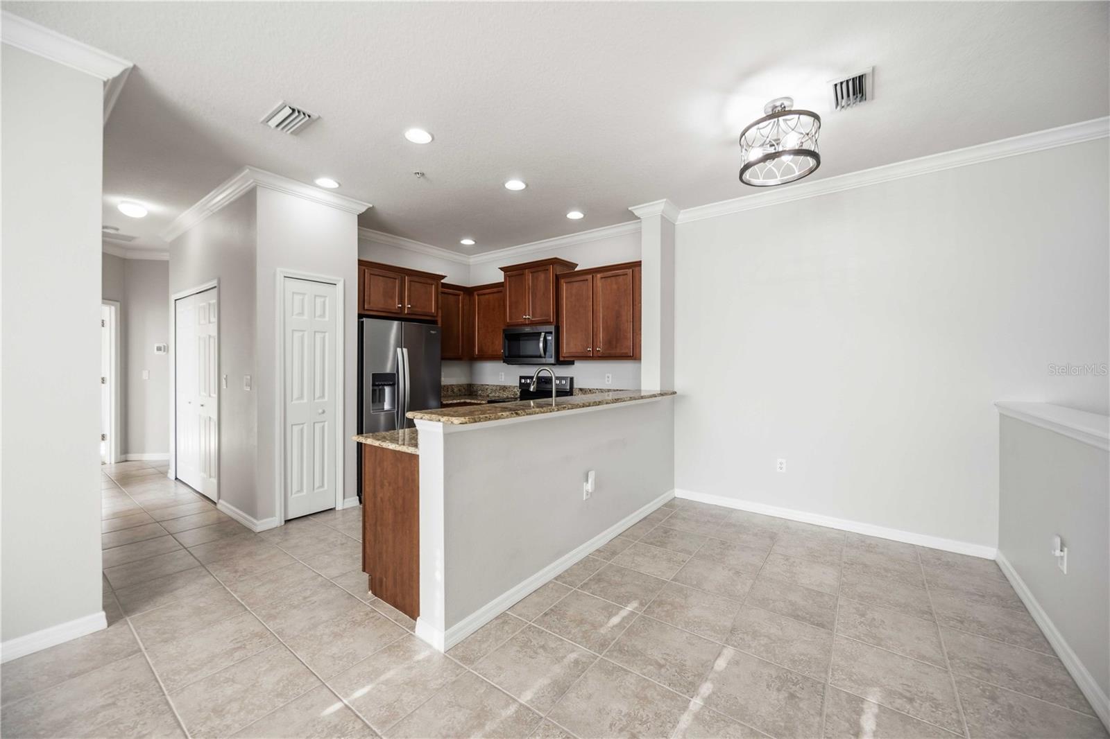 7927 Limestone Ln #13-203 Property Photo 8