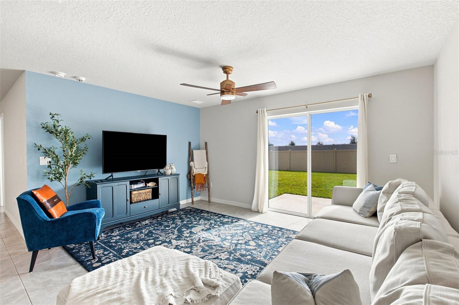 6118 Distant Haze Pl Property Photo 11