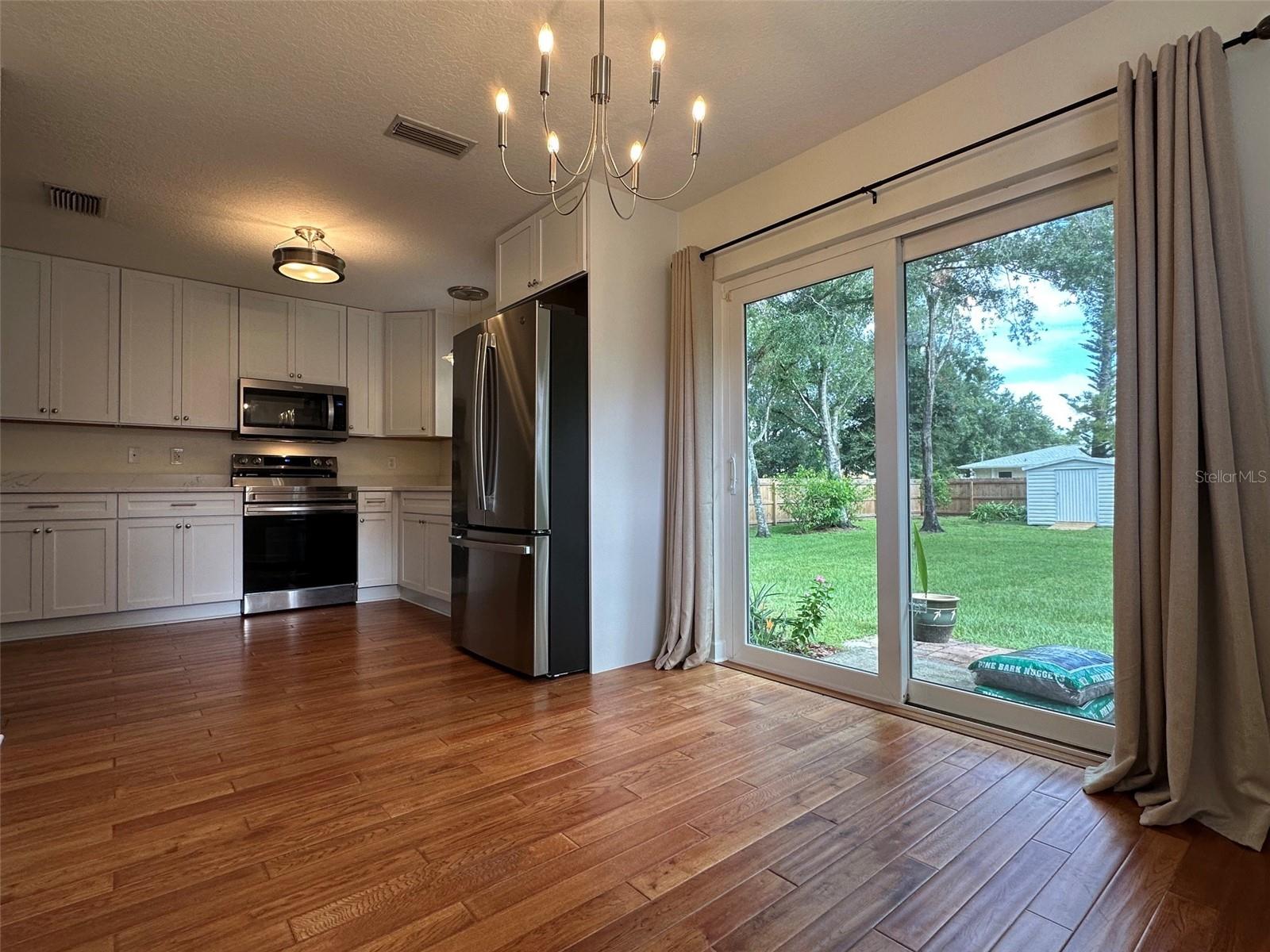 1915 51st Ave E Property Photo 9