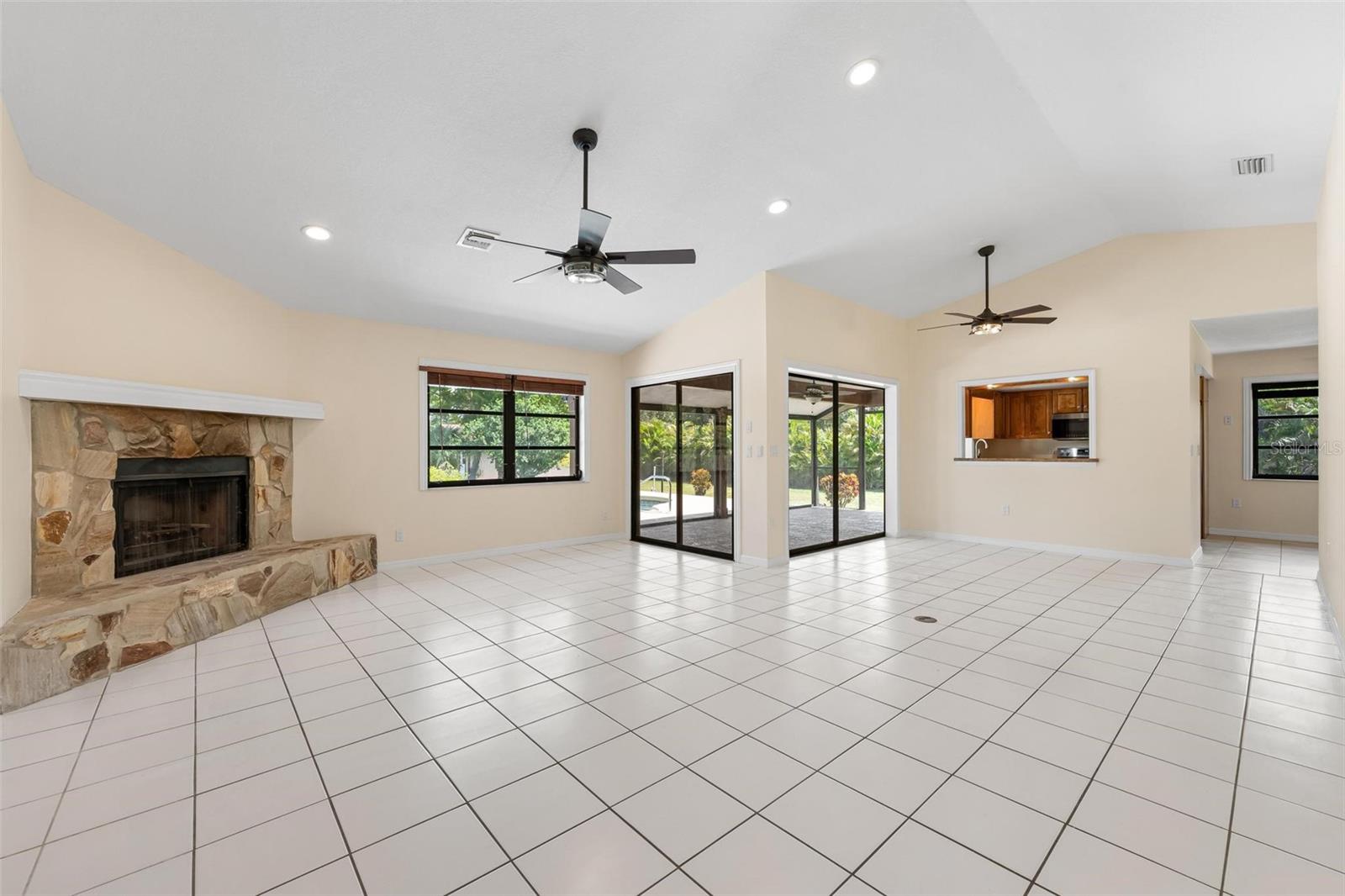 2331 Mission Valley Blvd Property Photo 11
