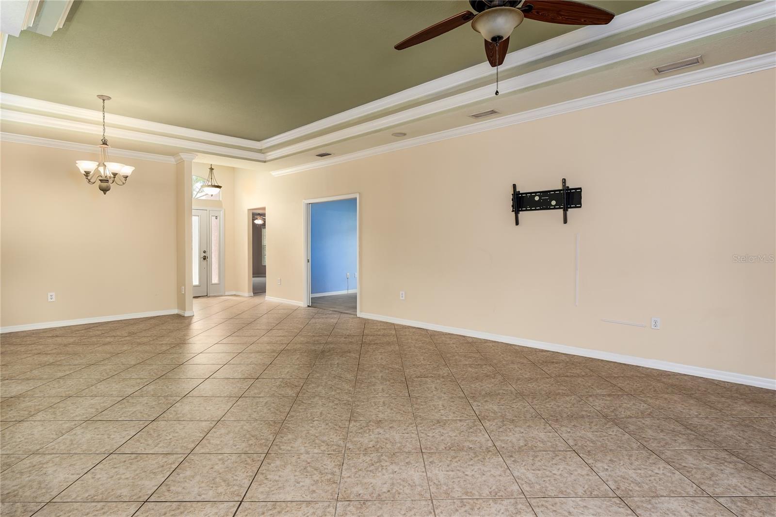 8910 Stone Harbour Loop Property Photo 5
