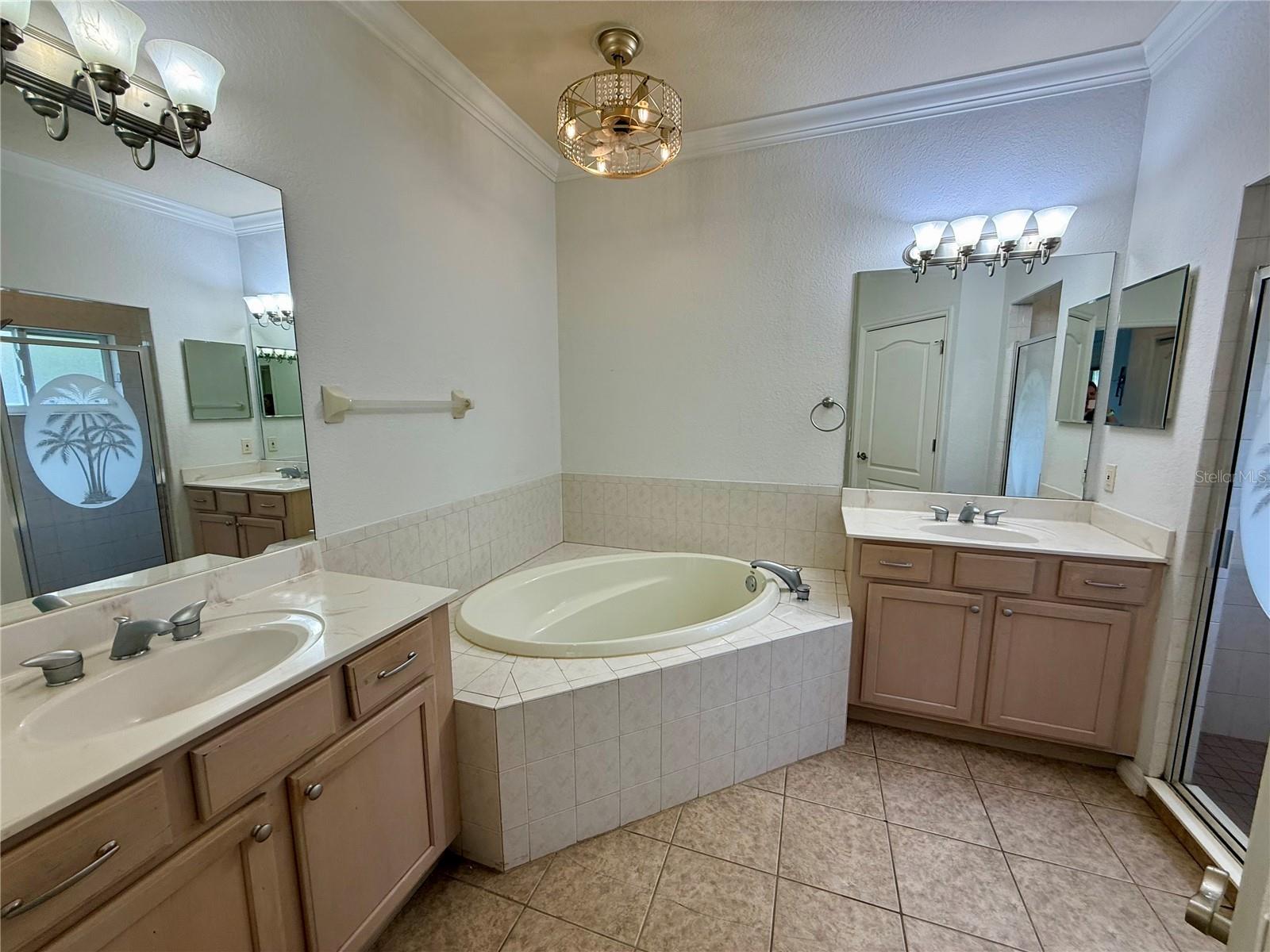 8910 Stone Harbour Loop Property Photo 17