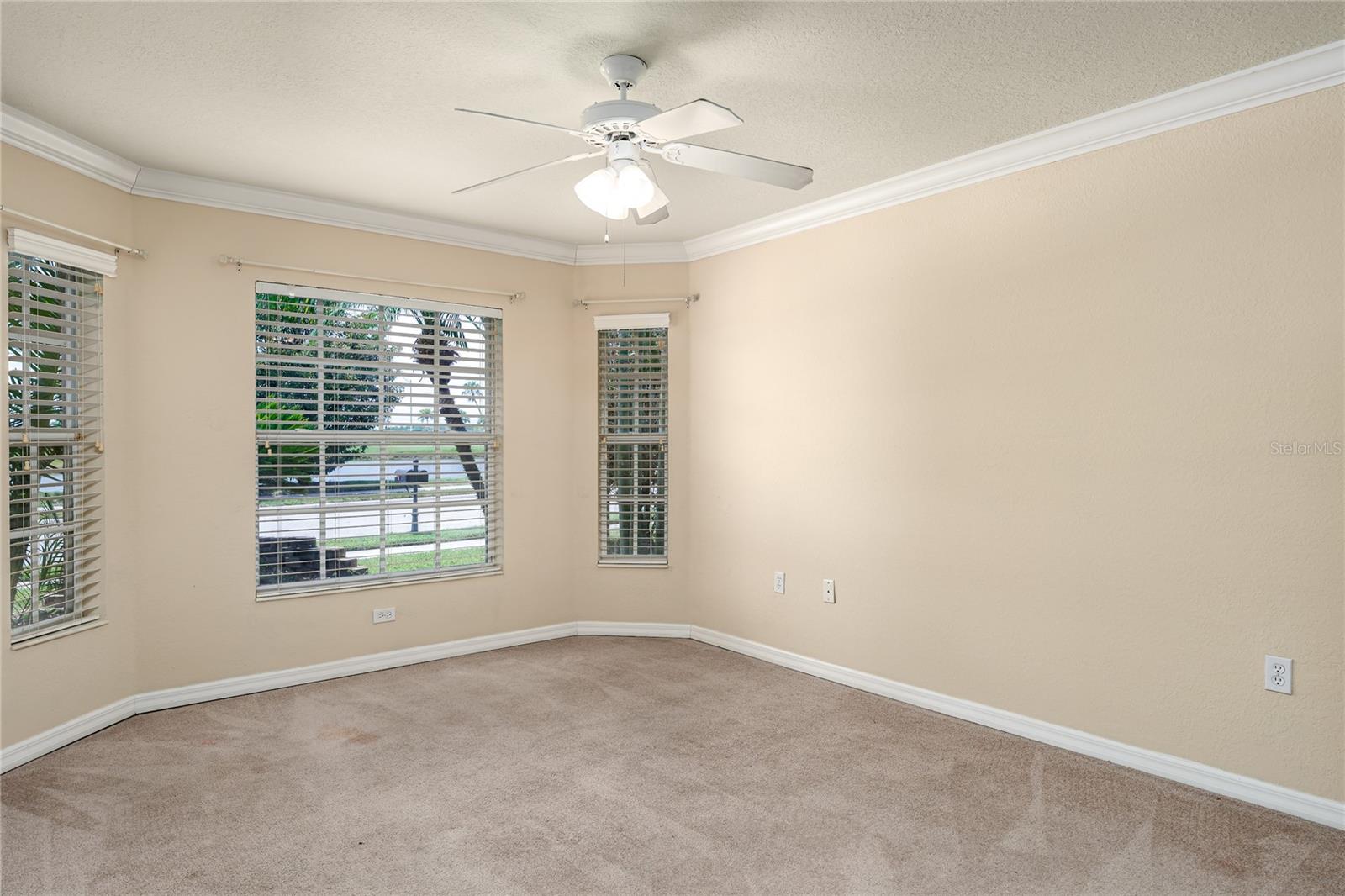 8910 Stone Harbour Loop Property Photo 18