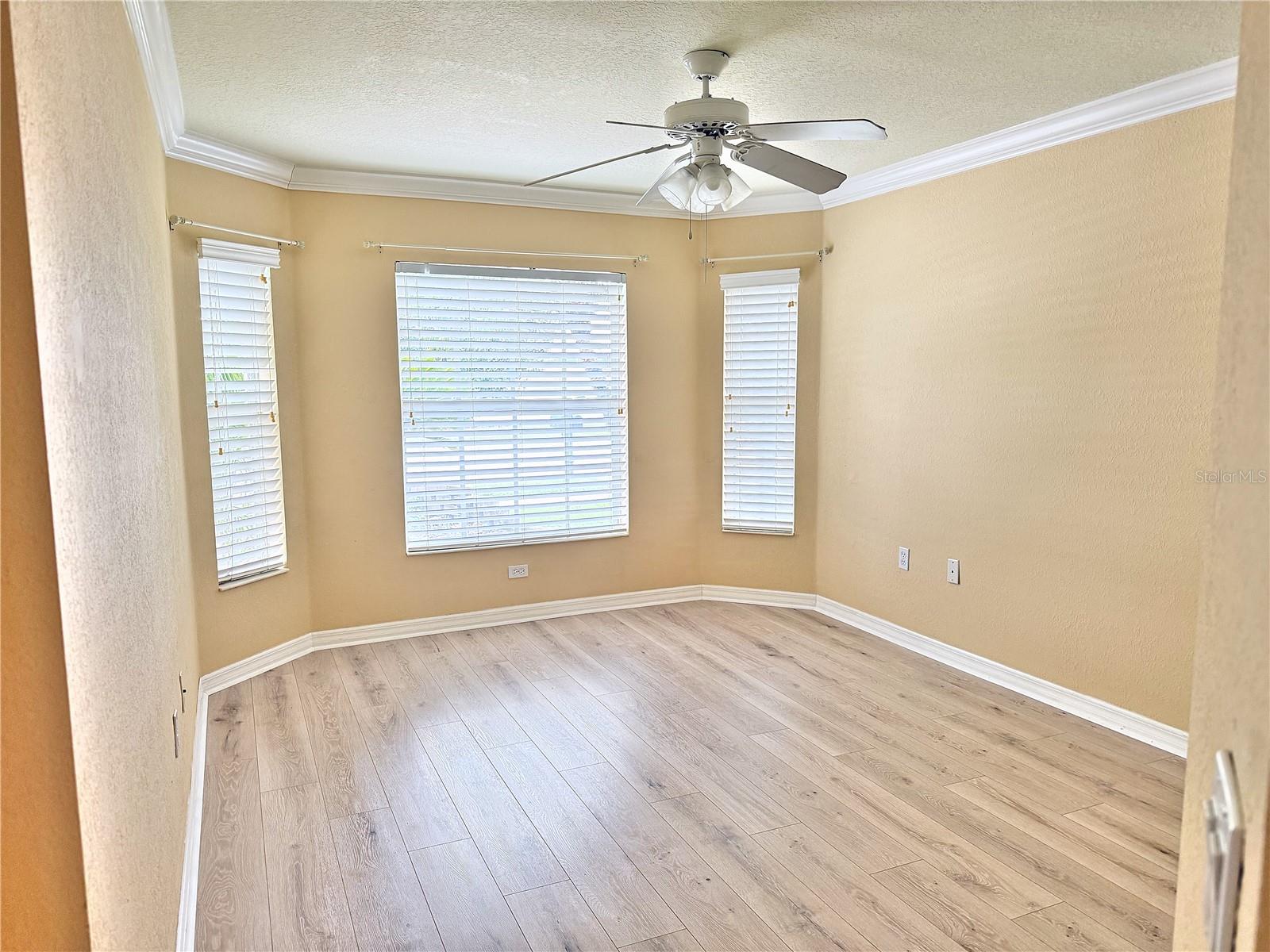 8910 Stone Harbour Loop Property Photo 19