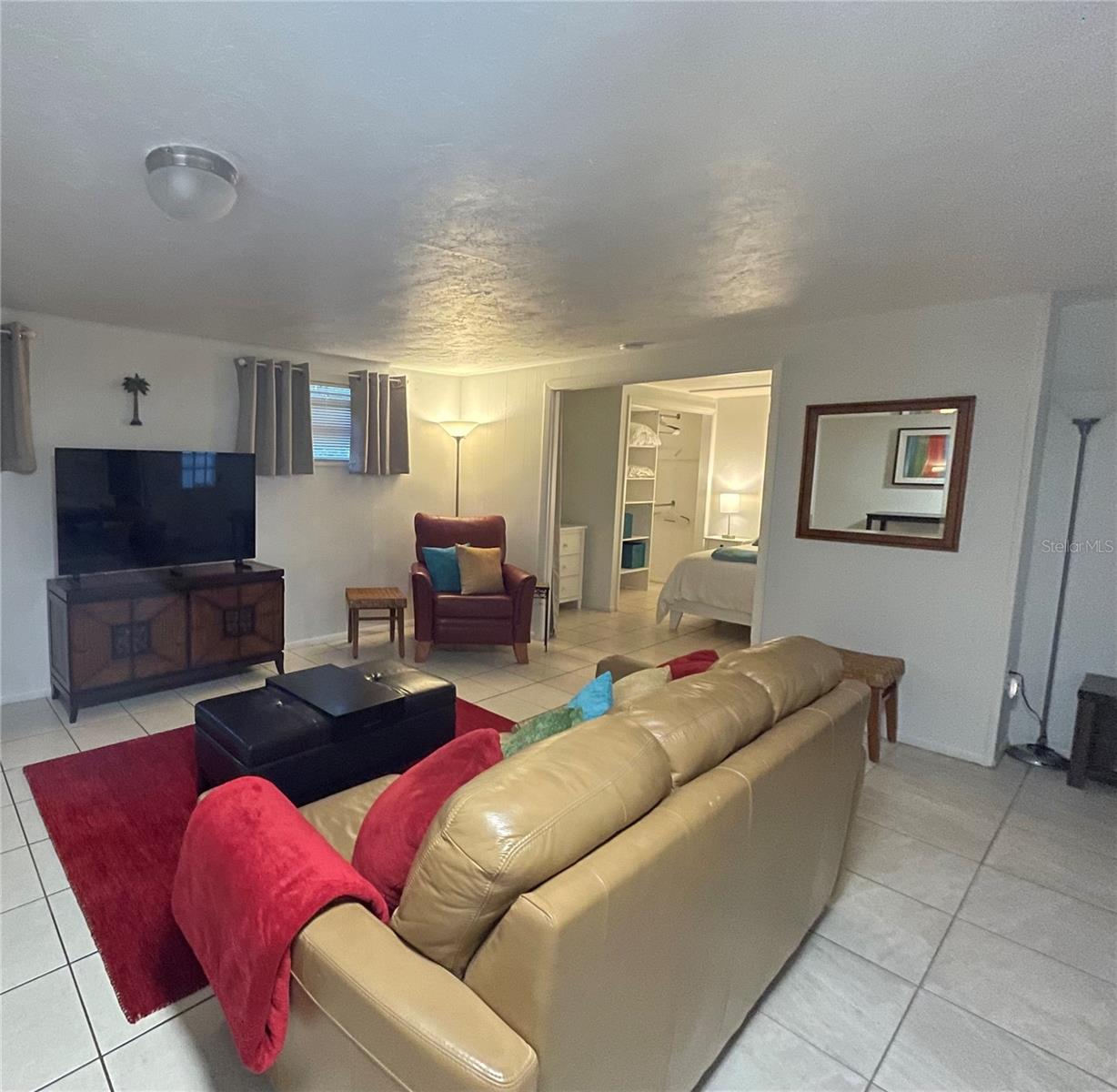 828 S Tuttle Ave #b Property Photo 7
