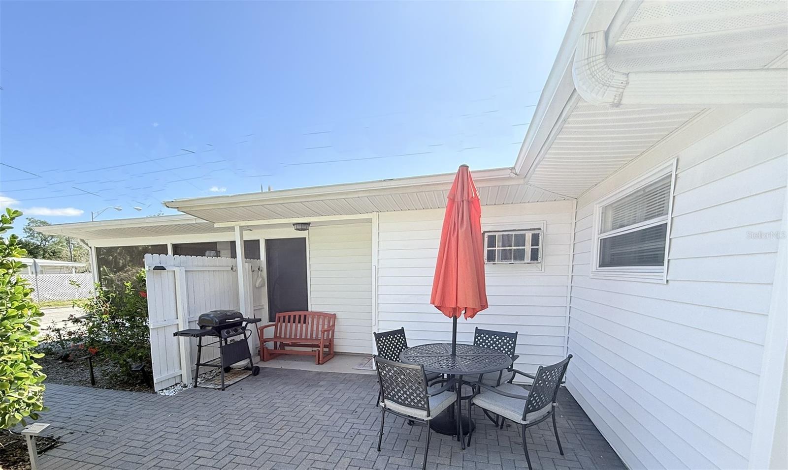 828 S Tuttle Ave #b Property Photo 16