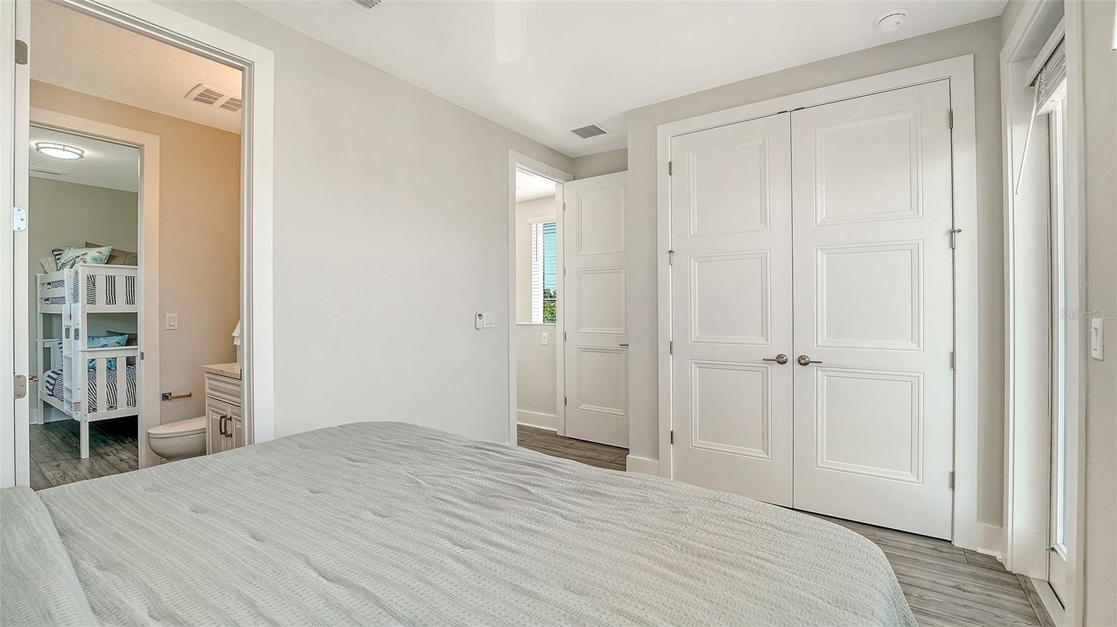 12435 Dockside Ter Property Photo 38