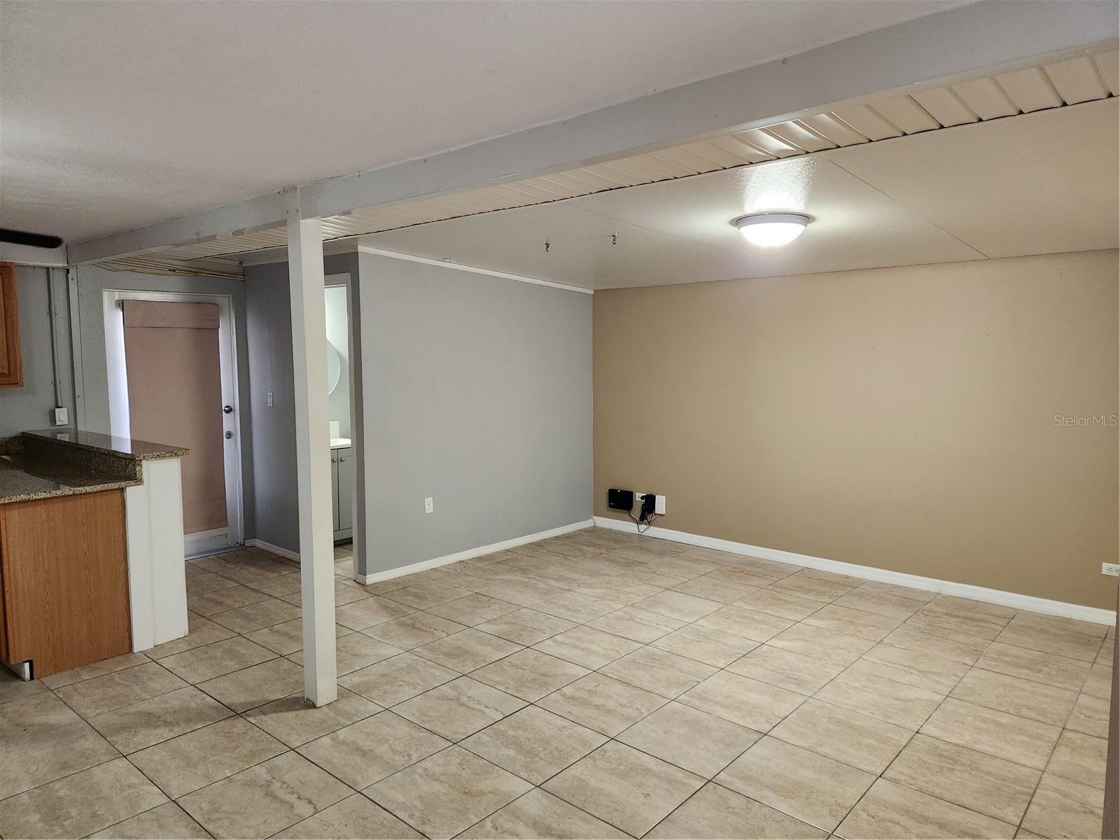 2006 Beneva Rd Property Photo 6