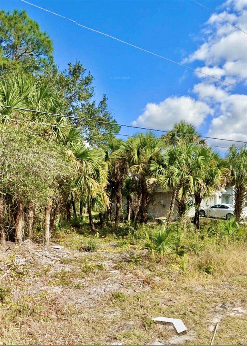 Enid Ln Property Photo 2