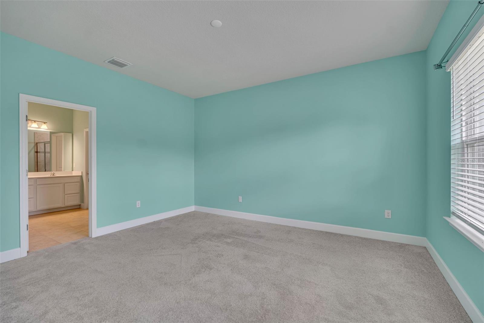 9810 Eventide Trl Property Photo 23