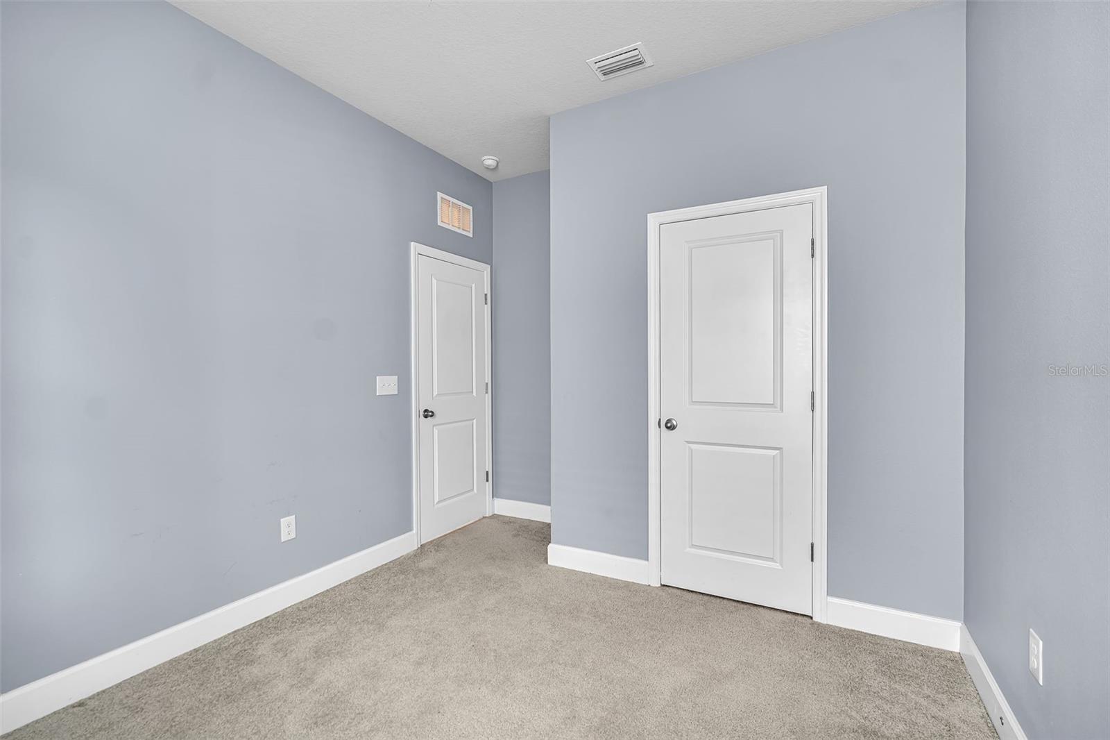 9810 Eventide Trl Property Photo 32