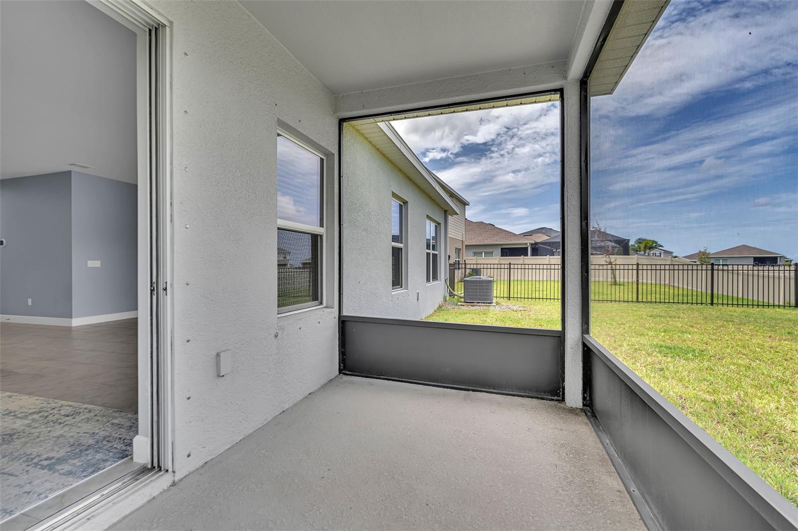 9810 Eventide Trl Property Photo 40