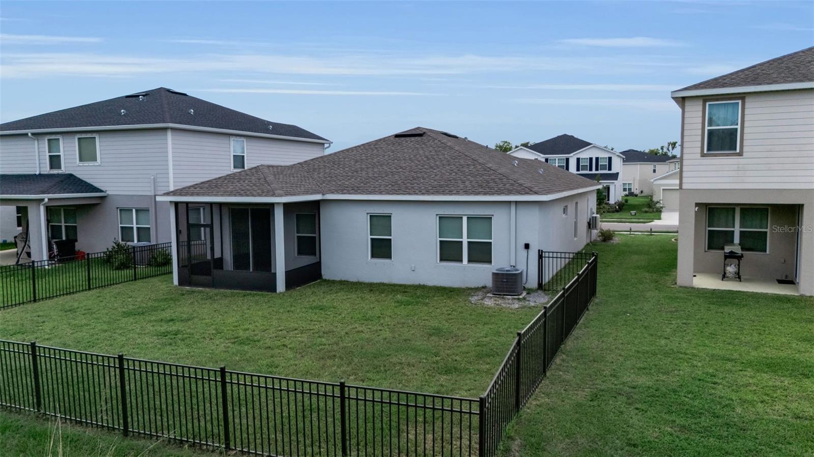 9810 Eventide Trl Property Photo 49