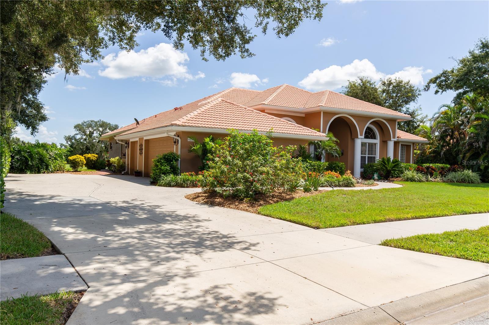 8437 Eagle Preserve Way Property Photo 56