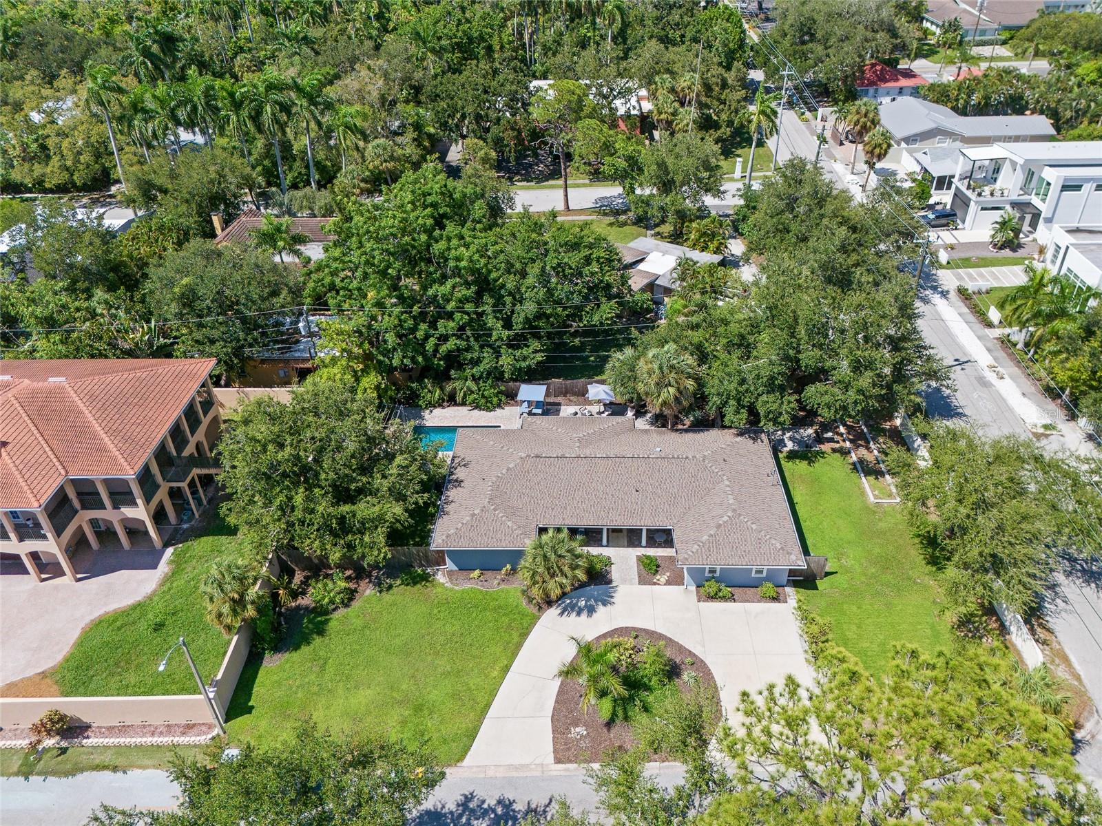 771 Indian Beach Cir Property Photo 6