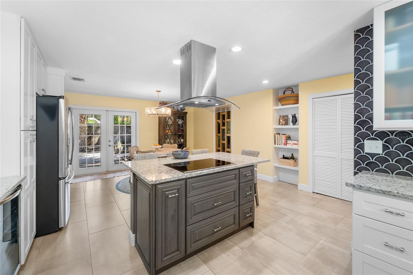 771 Indian Beach Cir Property Photo 18