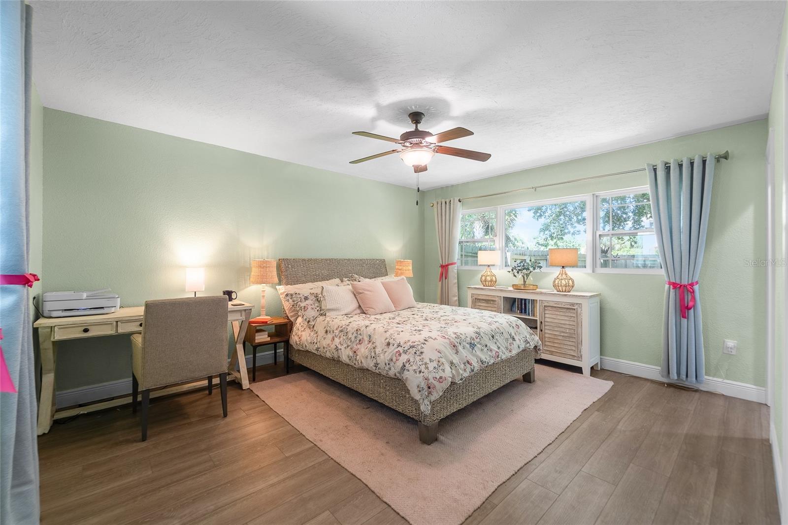 771 Indian Beach Cir Property Photo 27