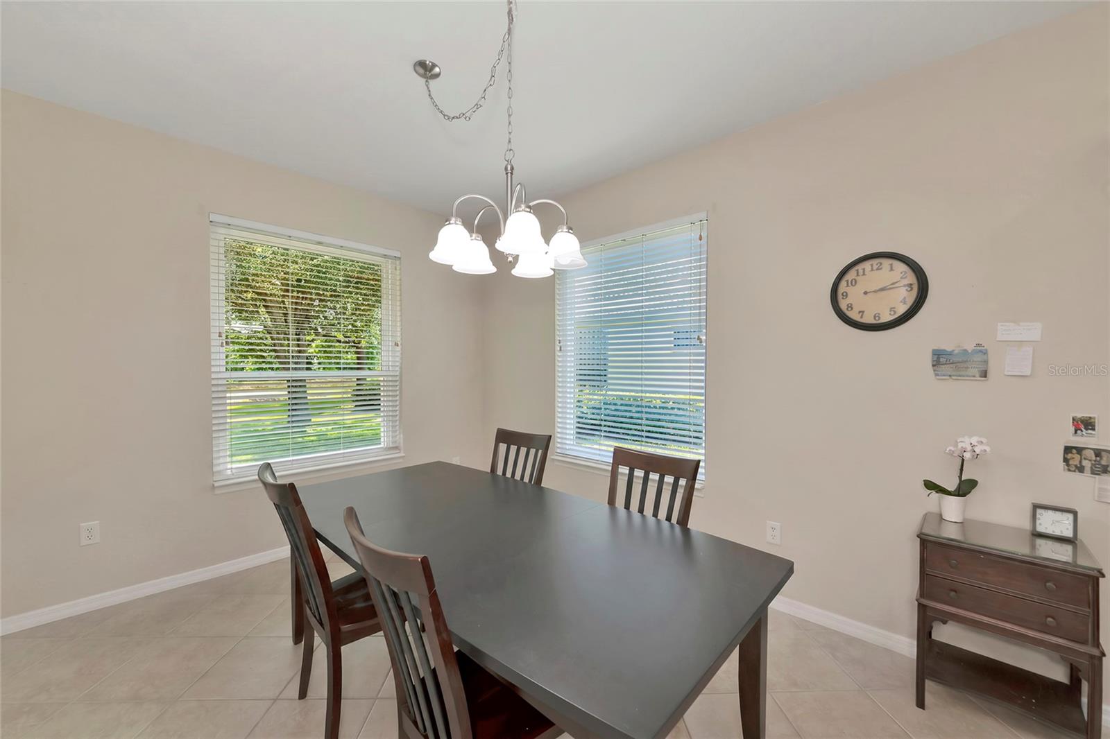 6816 46th Ter E Property Photo 15