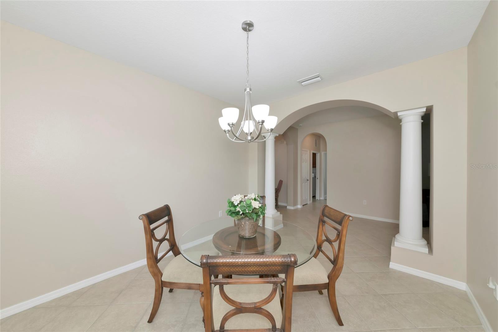 6816 46th Ter E Property Photo 16