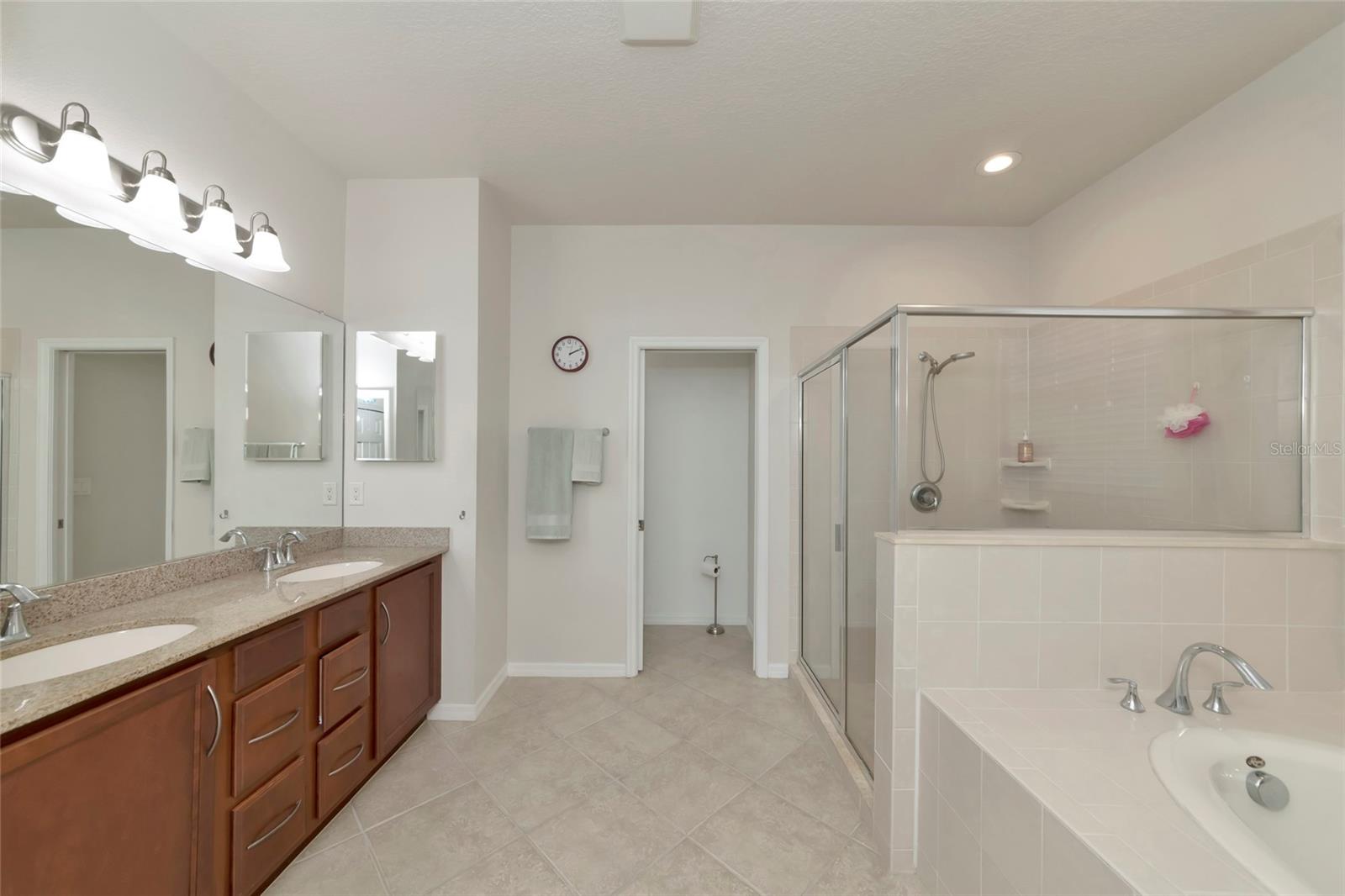 6816 46th Ter E Property Photo 20