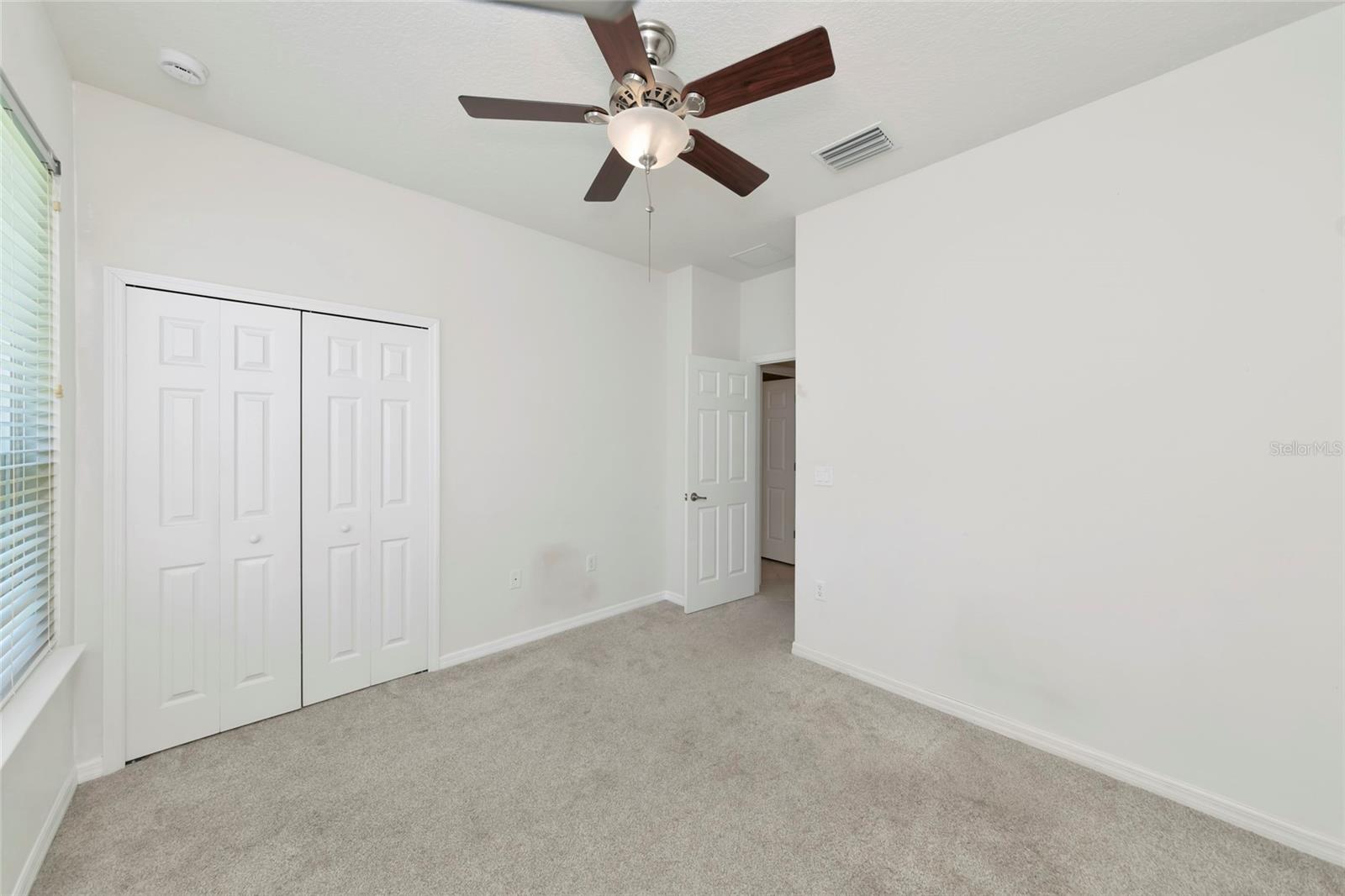6816 46th Ter E Property Photo 28