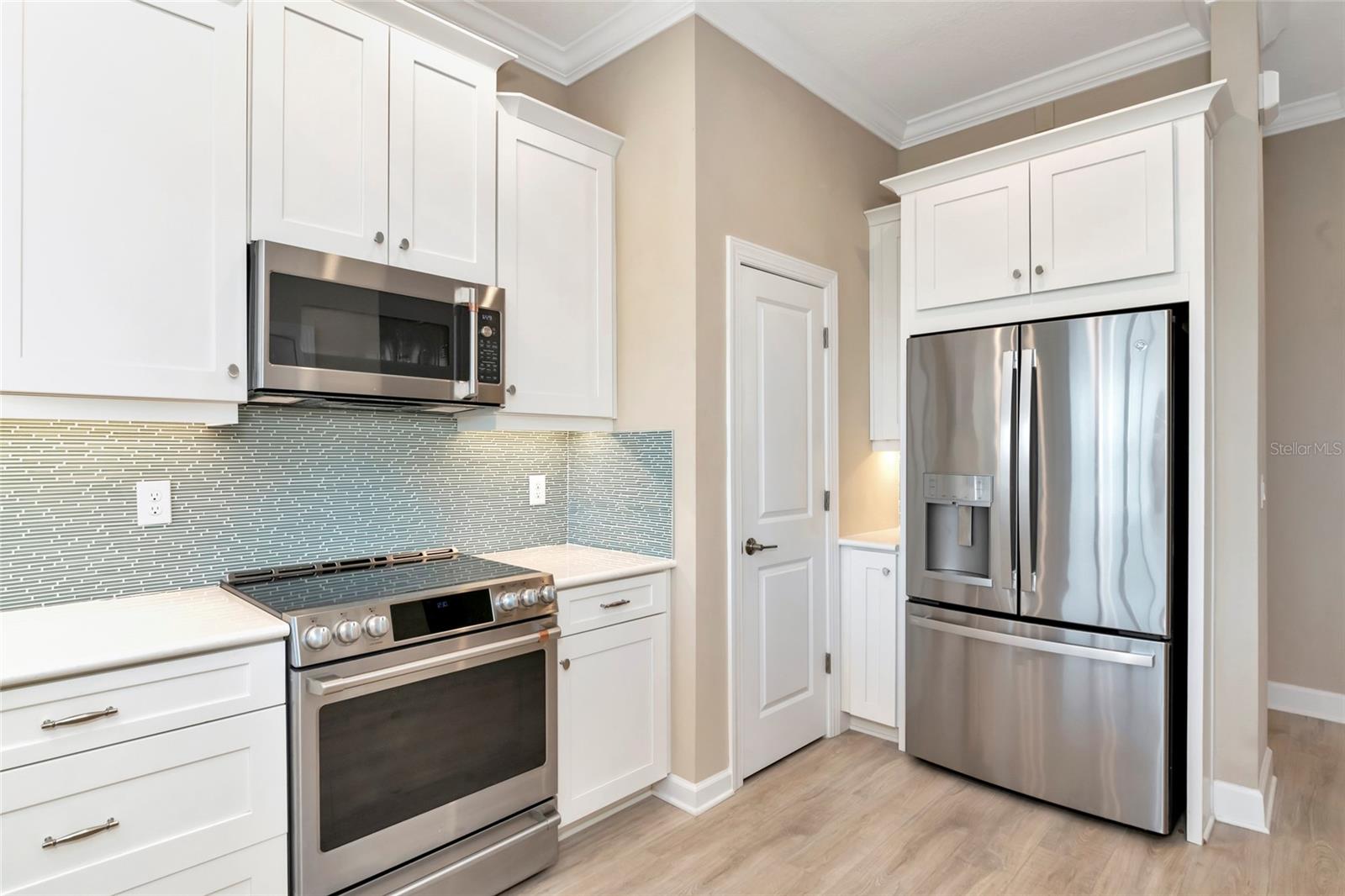 5589 Cannes Cir #4-102 Property Photo 18