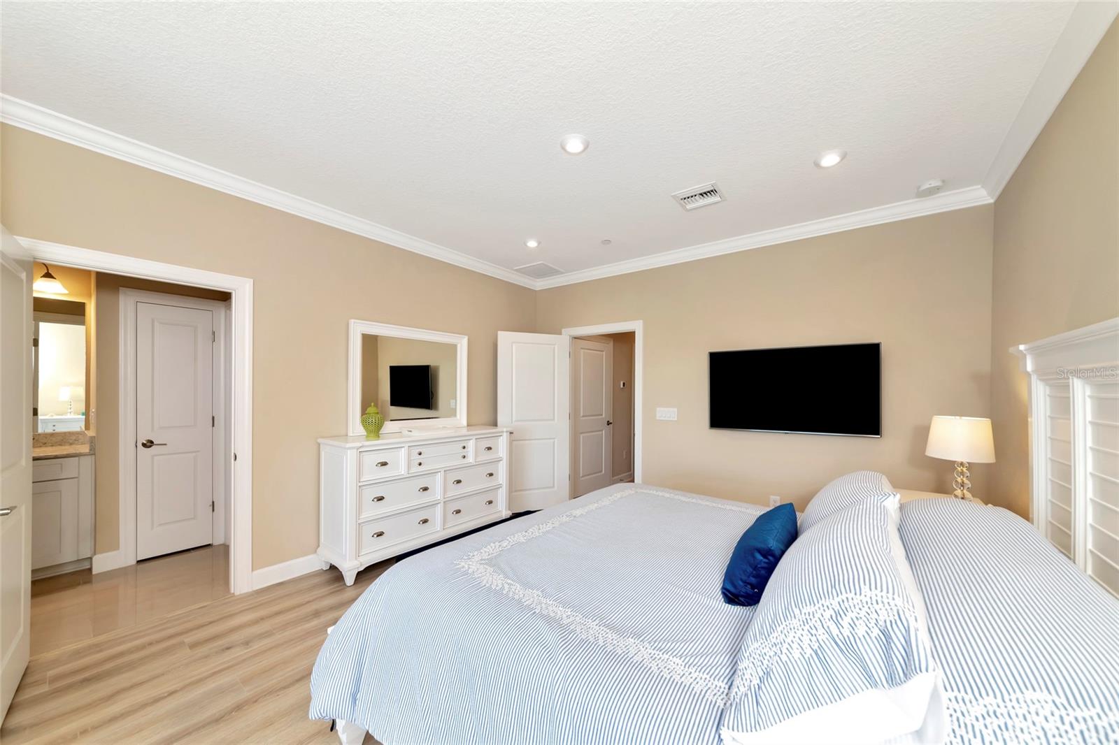 5589 Cannes Cir #4-102 Property Photo 31