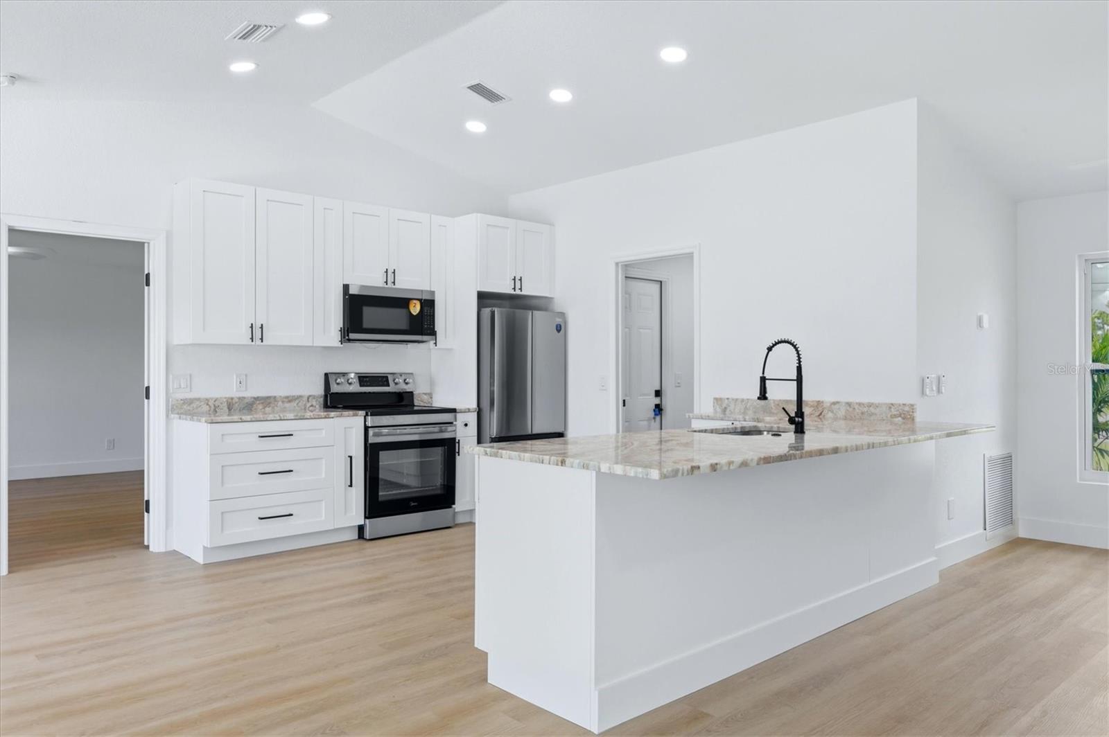 27215 Punta Cabello Ct Property Photo 10