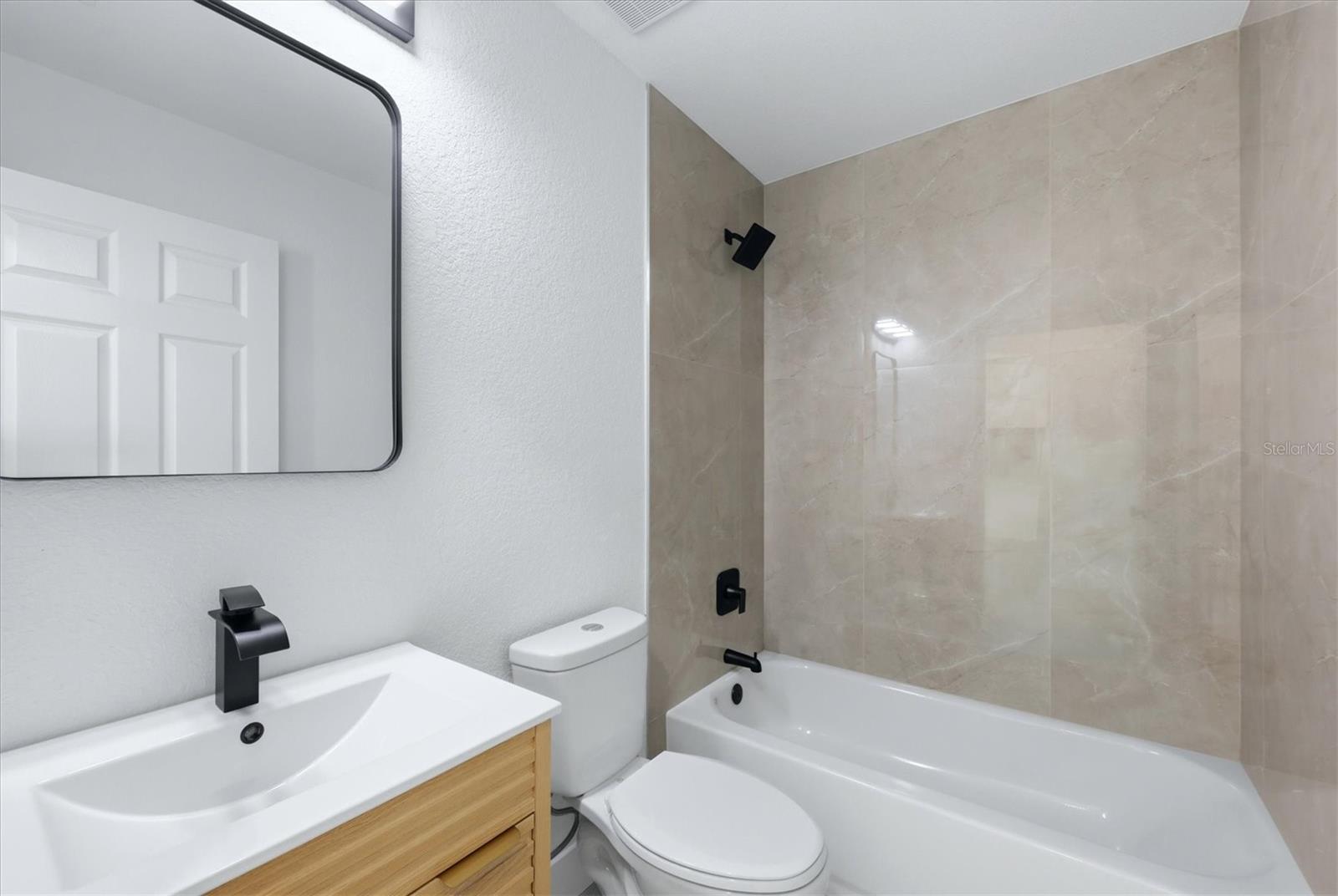 27215 Punta Cabello Ct Property Photo 20