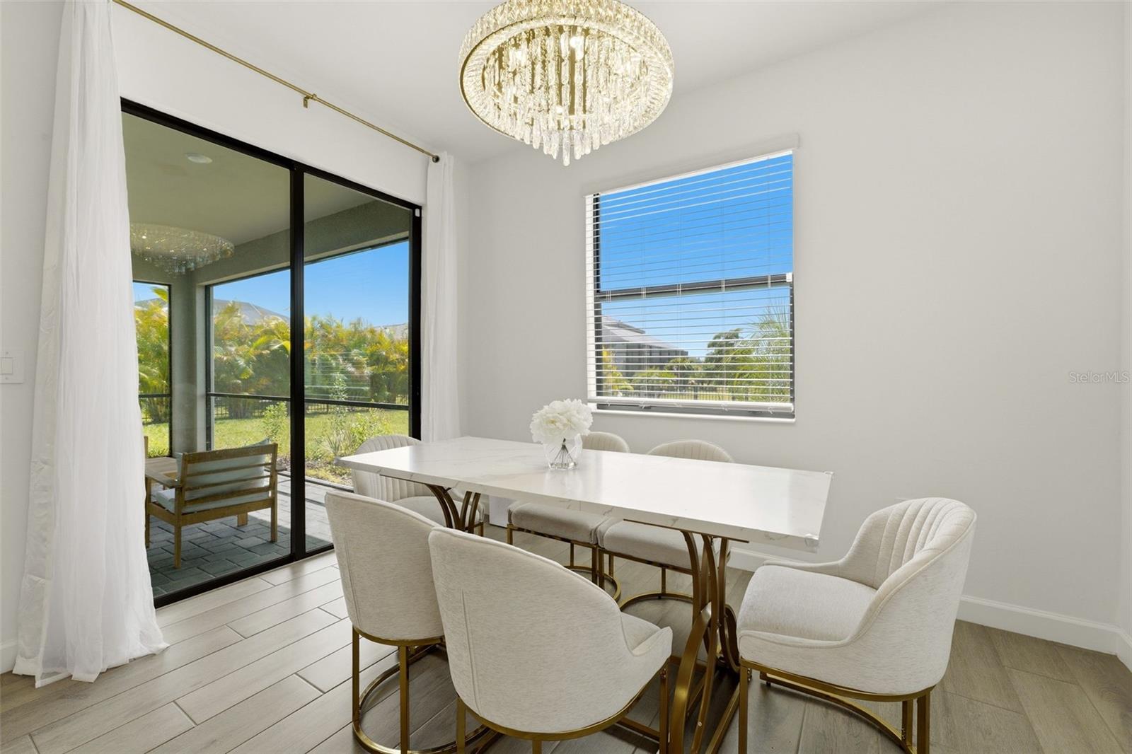 4886 Seafoam Trl Property Photo 12
