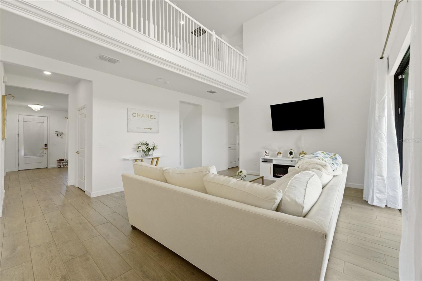 4886 Seafoam Trl Property Photo 13