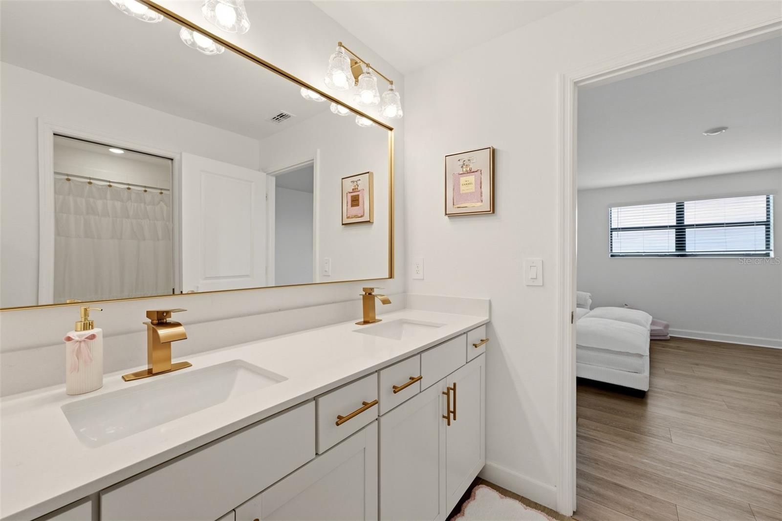 4886 Seafoam Trl Property Photo 35