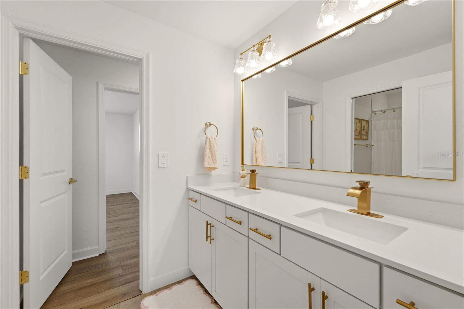 4886 Seafoam Trl Property Photo 37
