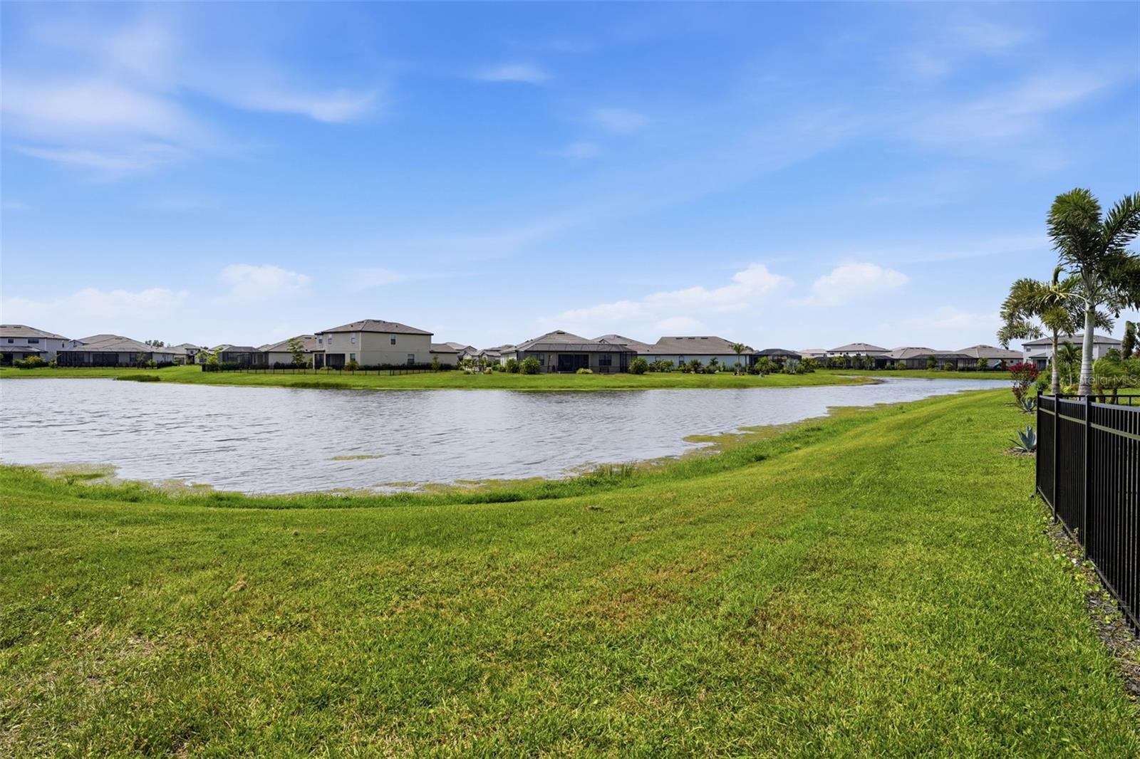 4886 Seafoam Trl Property Photo 46