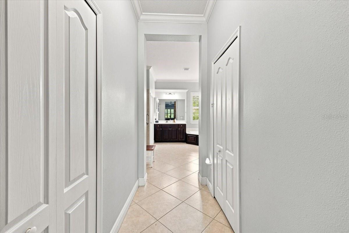 4704 Seneca Park Trl Property Photo 15