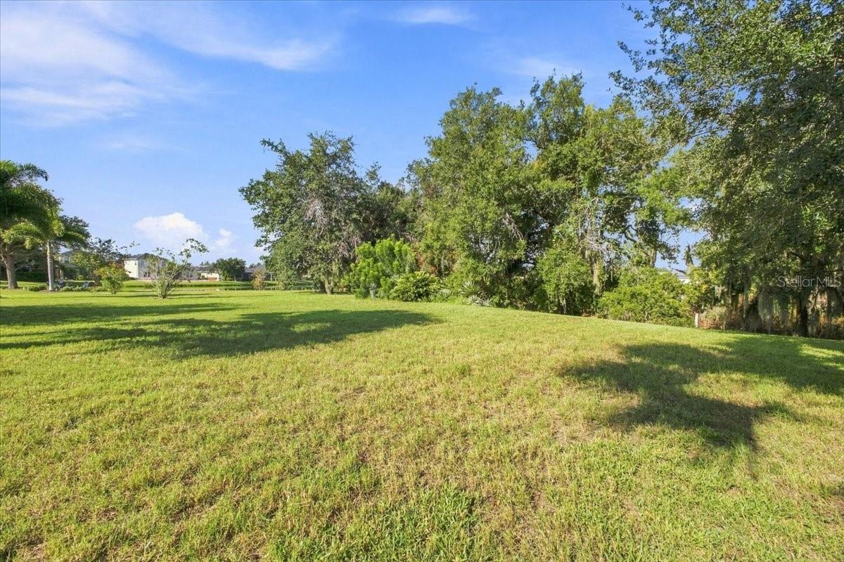 4704 Seneca Park Trl Property Photo 28