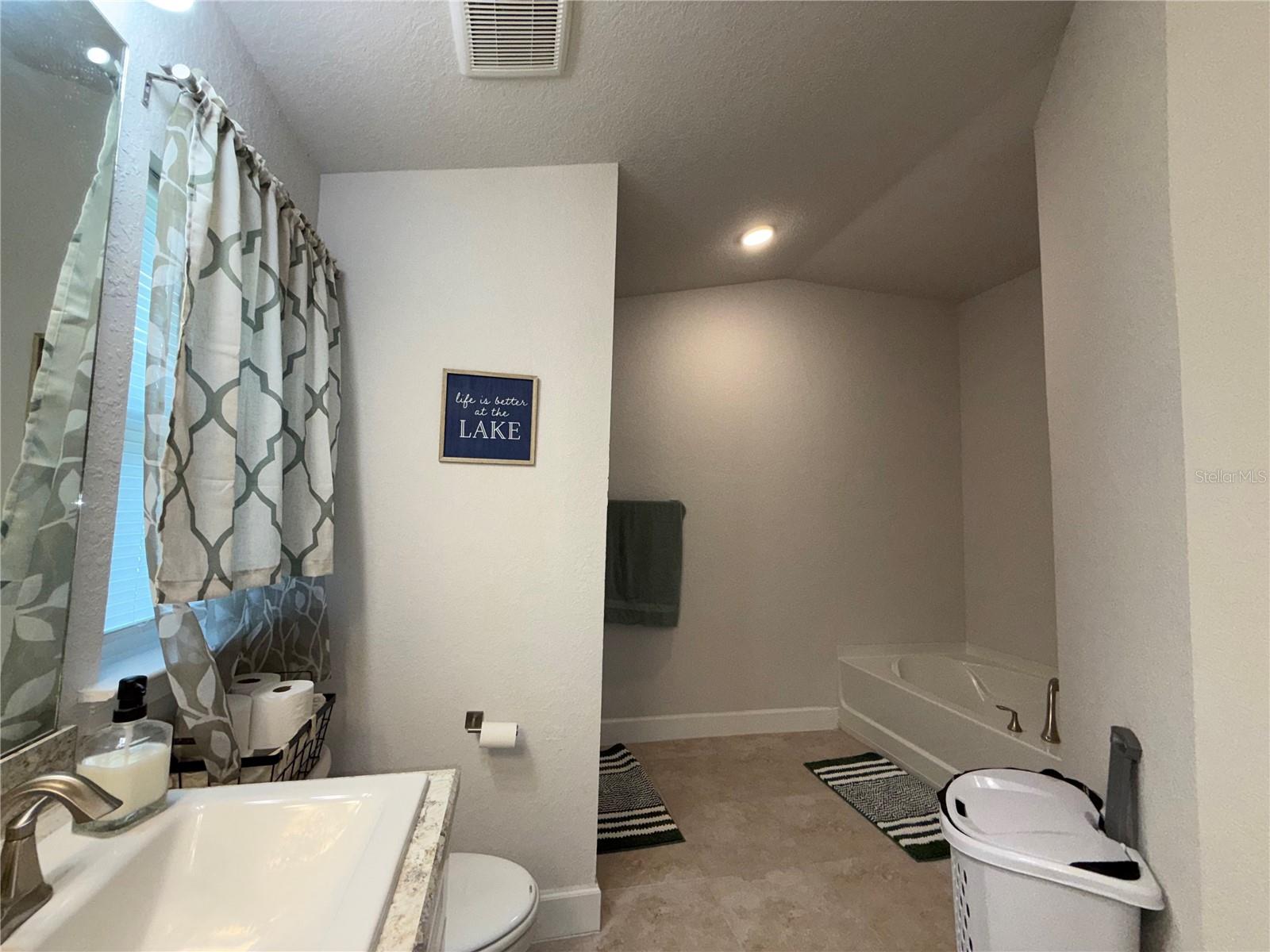 14921 Tropical Violet Way Property Photo 8