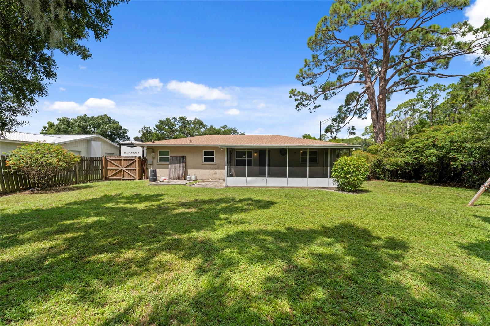 3909 Coleridge Pl Property Photo 22