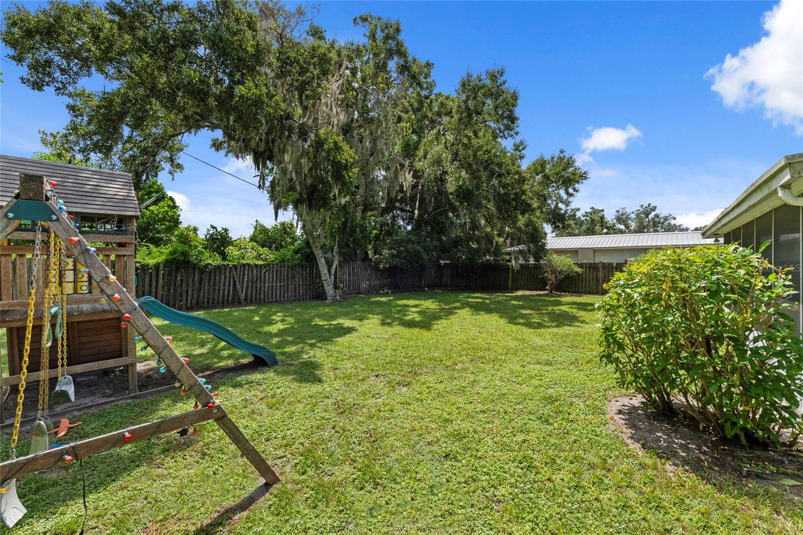 3909 Coleridge Pl Property Photo 27