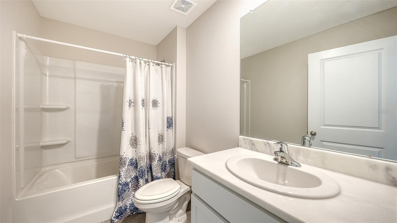 10402 Charlotte Dr Property Photo 32