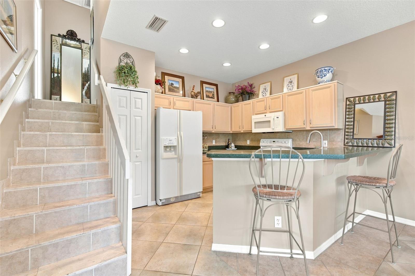 1819 Highland Rd Property Photo 11