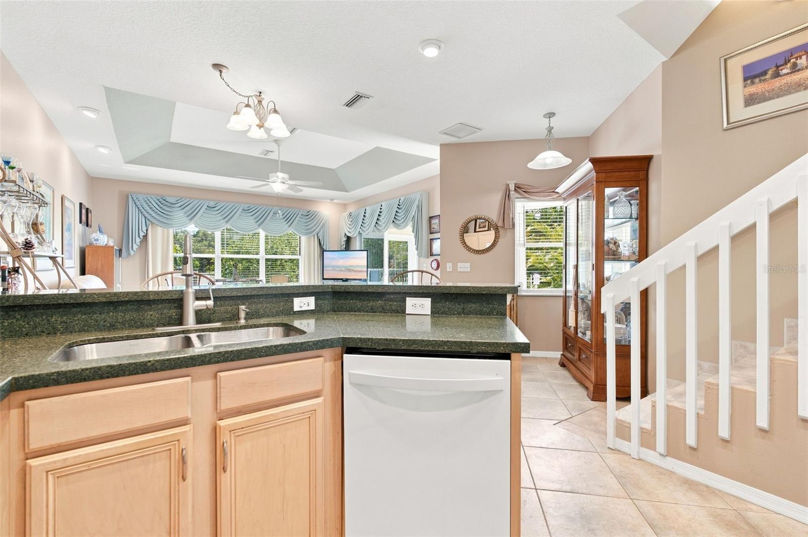 1819 Highland Rd Property Photo 14