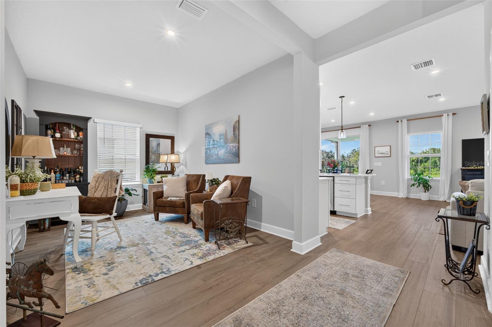 14076 Crimson Ave Property Photo 5